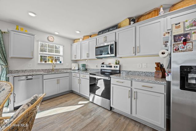 1328 S Wilshire Court, Kinston, NC 28504