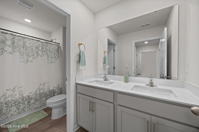 1328 S Wilshire Court, Kinston, NC 28504