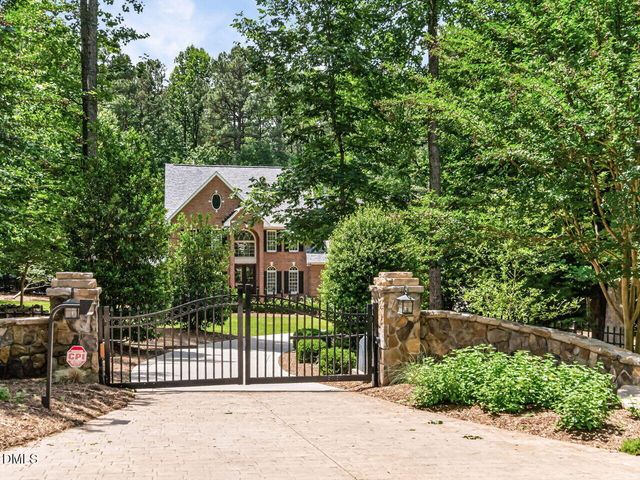 5117 Swisswood Drive, Raleigh, NC 27613