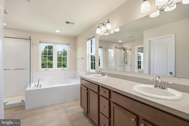 11664 PALM DESERT PL, Waldorf, MD 20602