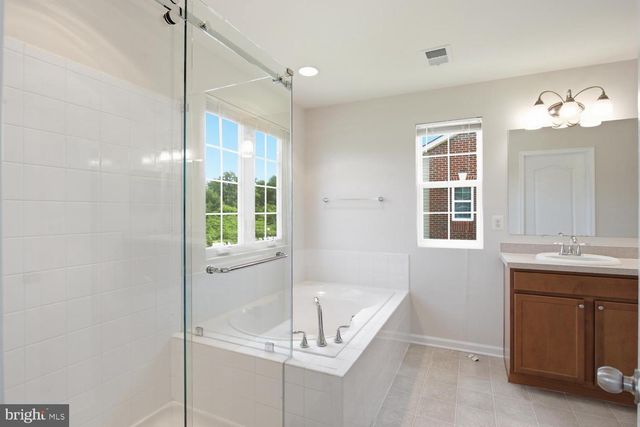11664 PALM DESERT PL, Waldorf, MD 20602