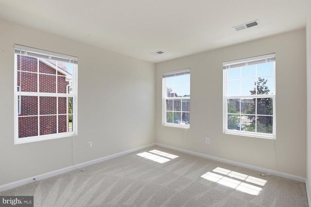 11664 PALM DESERT PL, Waldorf, MD 20602