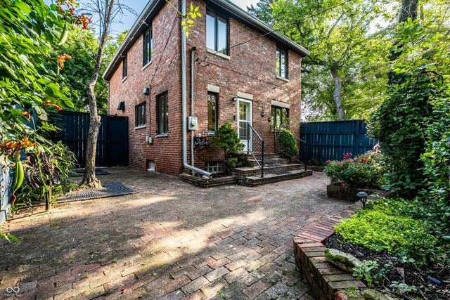 5758 Wildwood Avenue, Indianapolis, IN 46220