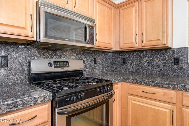 18218 W MISSION Lane, Waddell, AZ 85355