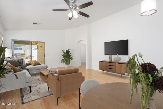 18218 W MISSION Lane, Waddell, AZ 85355