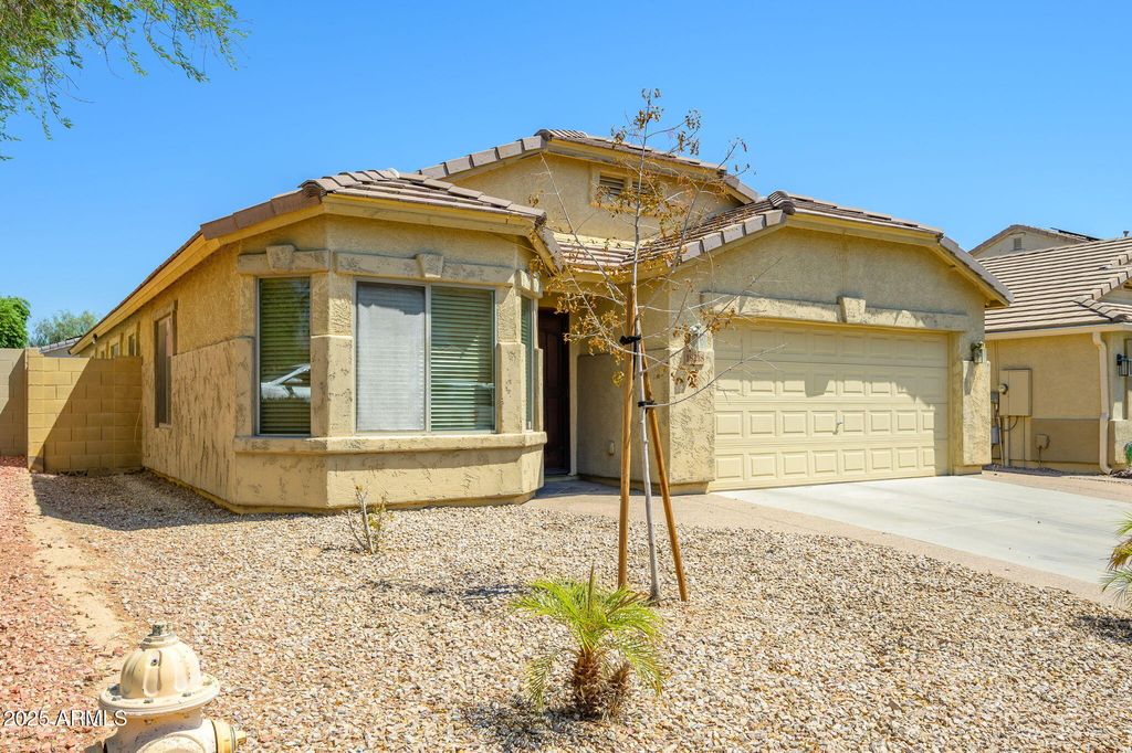 18218 W MISSION Lane, Waddell, AZ 85355