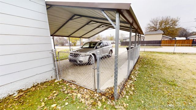 7148 E Marshall Street, Tulsa, OK 74115