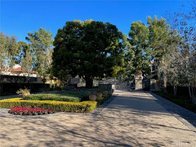 5 Roma Court, Newport Coast, CA 92657