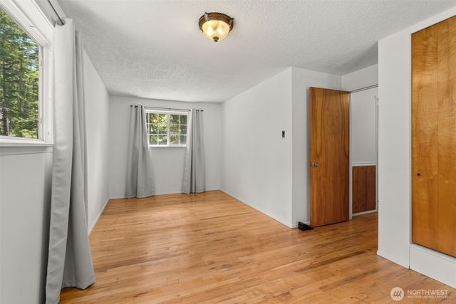 21016 E 26th Ave, Spanaway, WA 98387