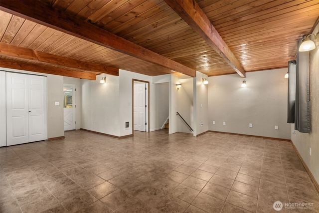 21016 E 26th Ave, Spanaway, WA 98387