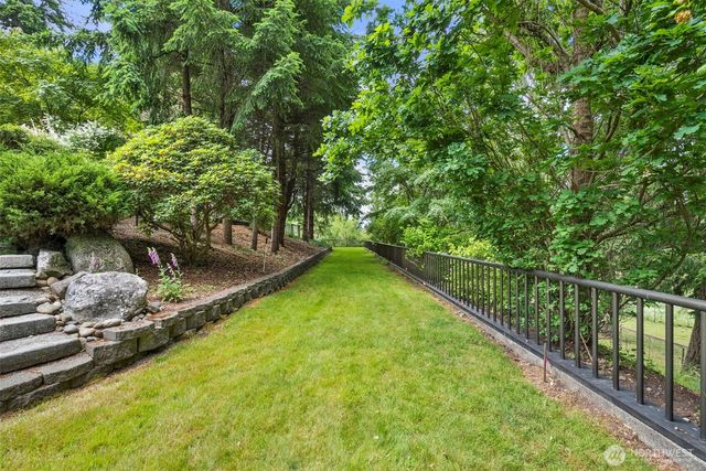 21016 E 26th Ave, Spanaway, WA 98387