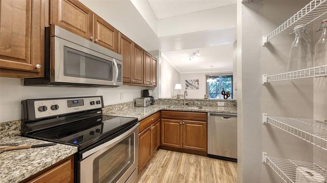 5001 BARALDI CIRCLE 22-202, Sarasota, FL 34235