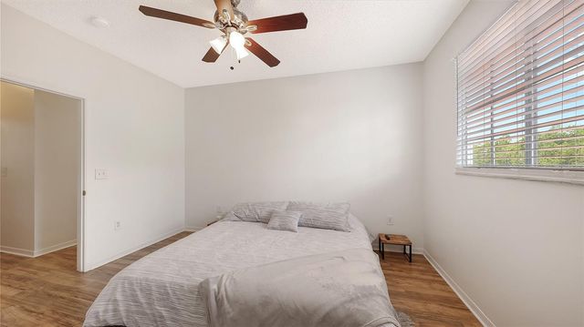 5001 BARALDI CIRCLE 22-202, Sarasota, FL 34235