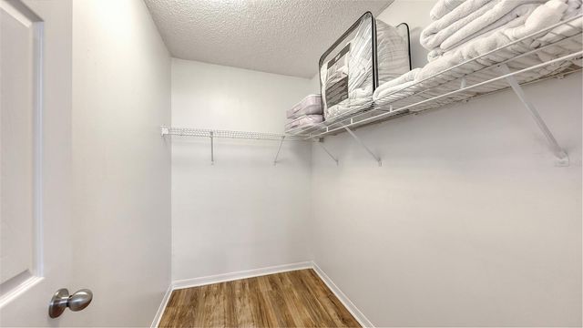 5001 BARALDI CIRCLE 22-202, Sarasota, FL 34235