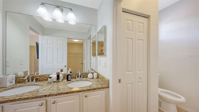 5001 BARALDI CIRCLE 22-202, Sarasota, FL 34235
