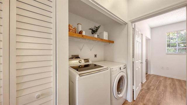 5001 BARALDI CIRCLE 22-202, Sarasota, FL 34235