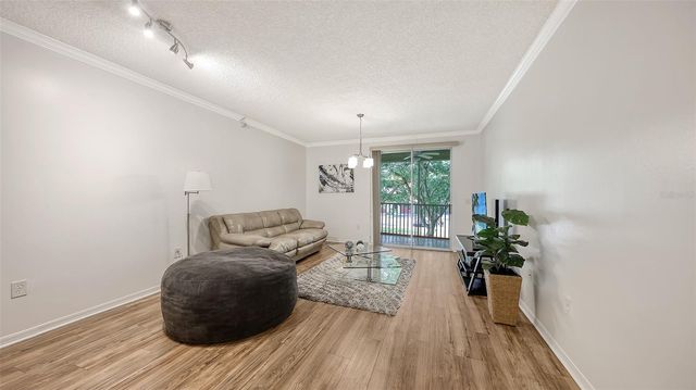 5001 BARALDI CIRCLE 22-202, Sarasota, FL 34235