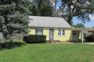 214 E Cowing Drive, Muncie, IN 47303