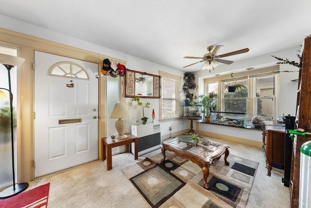 130 Armstrong St, Lakeport, CA 95453