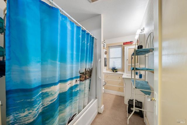 130 Armstrong St, Lakeport, CA 95453