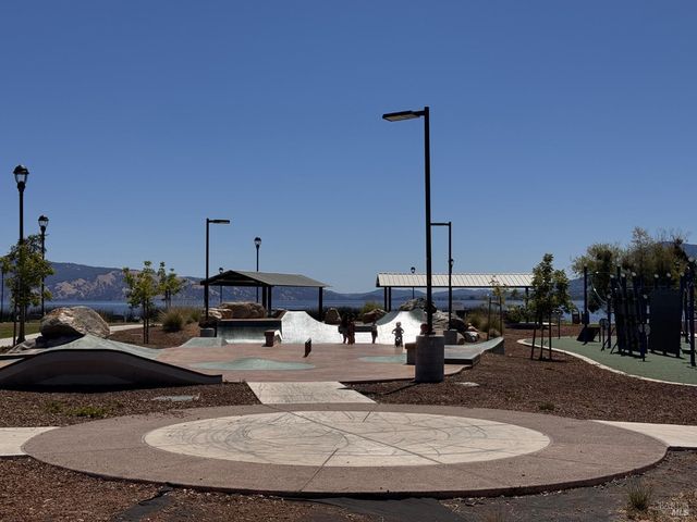 130 Armstrong St, Lakeport, CA 95453