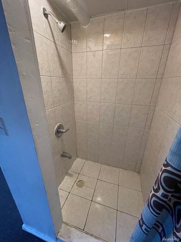 35473 Turner Drive, Sterling Heights, MI 48312
