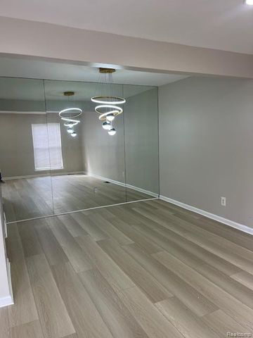 35473 Turner Drive, Sterling Heights, MI 48312