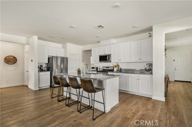 20996 Mountain Gate Drive, Riverside, CA 92507