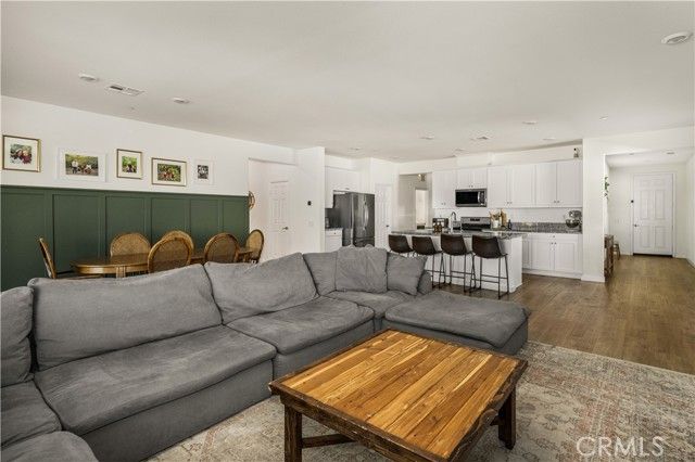 20996 Mountain Gate Drive, Riverside, CA 92507