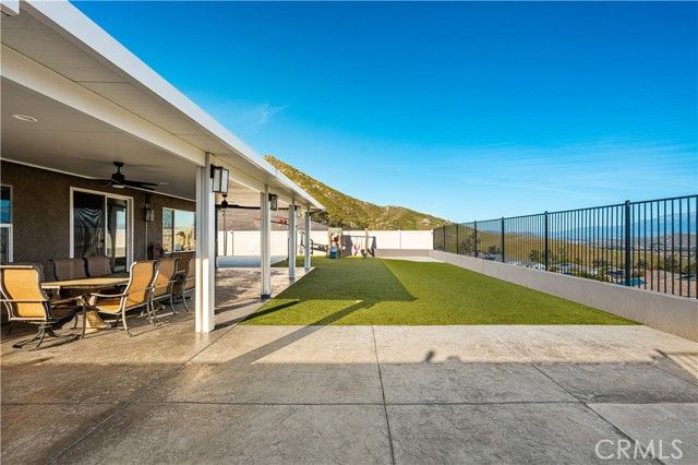 20996 Mountain Gate Drive, Riverside, CA 92507