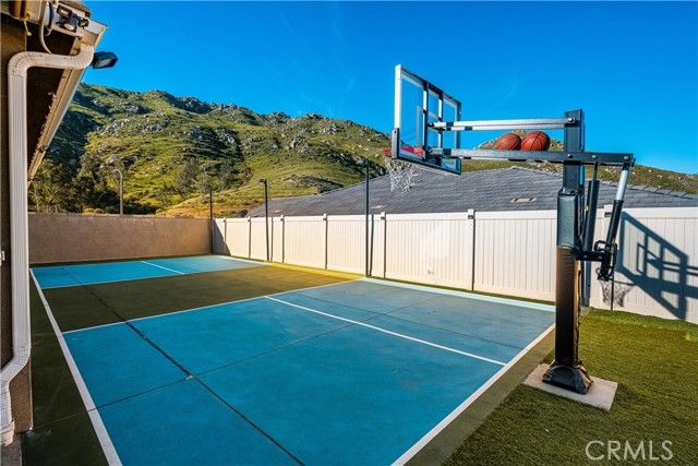 20996 Mountain Gate Drive, Riverside, CA 92507