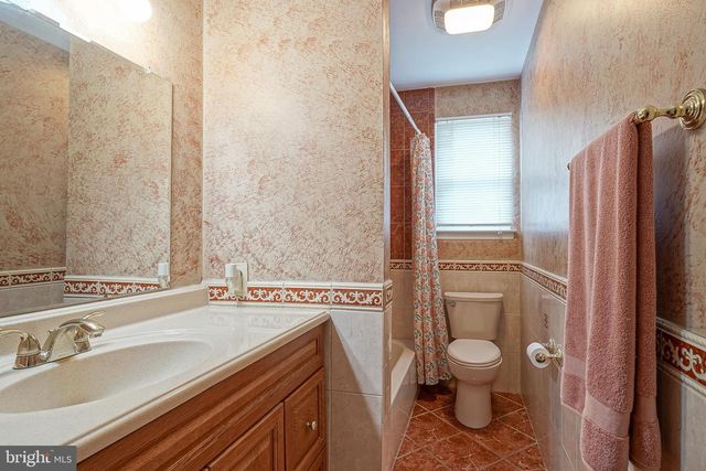 11 FRANKLIN AVE, Berlin, NJ 08009