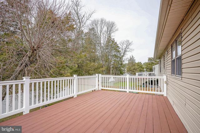 11 FRANKLIN AVE, Berlin, NJ 08009