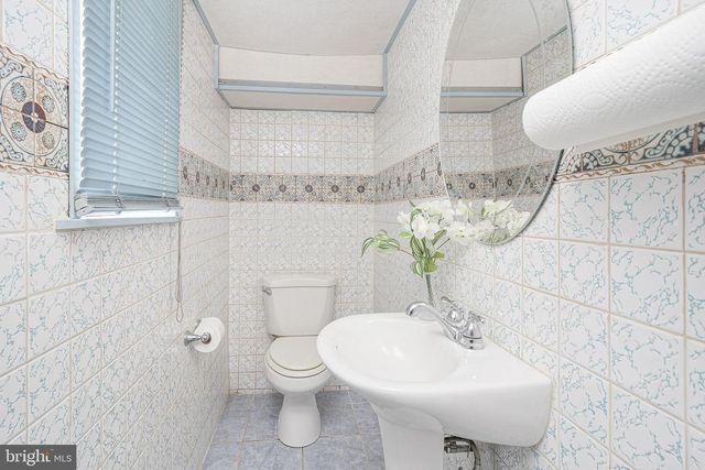 11 FRANKLIN AVE, Berlin, NJ 08009