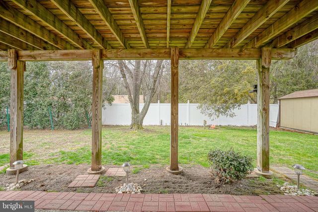 11 FRANKLIN AVE, Berlin, NJ 08009