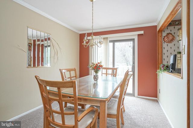 11 FRANKLIN AVE, Berlin, NJ 08009
