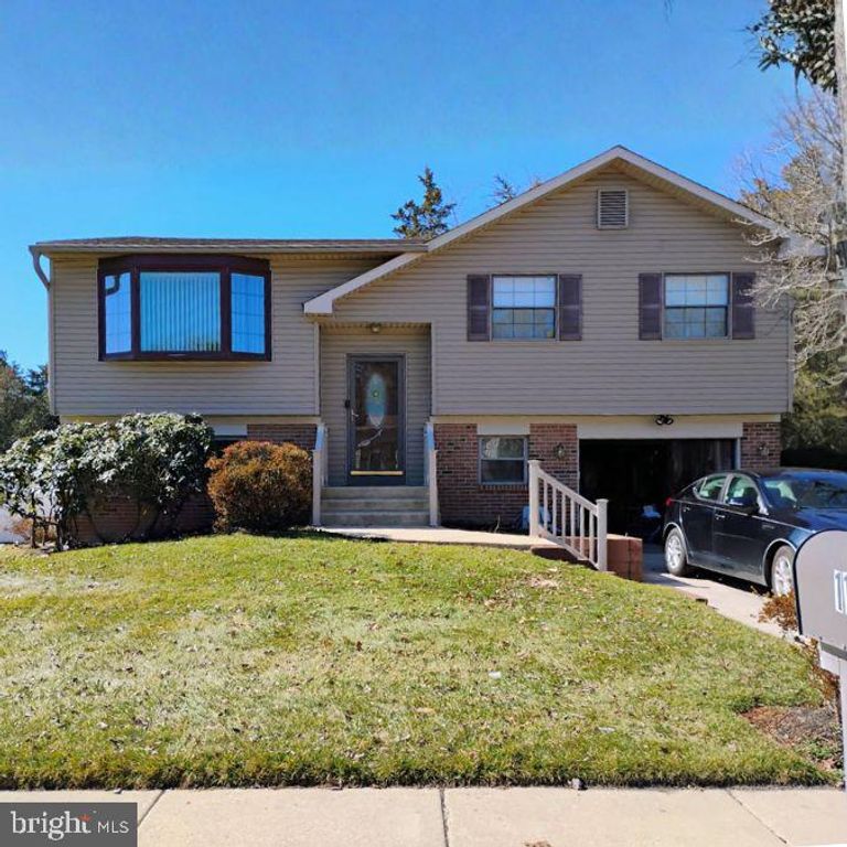 11 FRANKLIN AVE, Berlin, NJ 08009