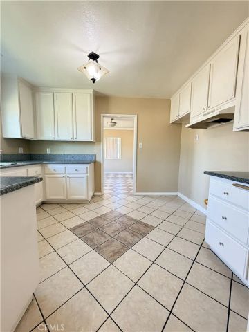 2820 Madison, Riverside, CA 92504