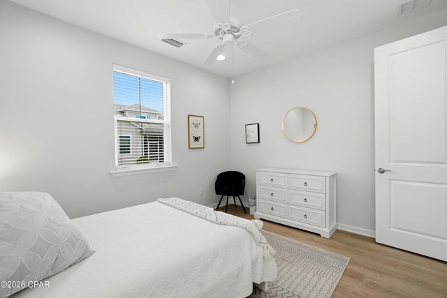 8463 Landshark Boulevard, Panama City Beach, FL 32413