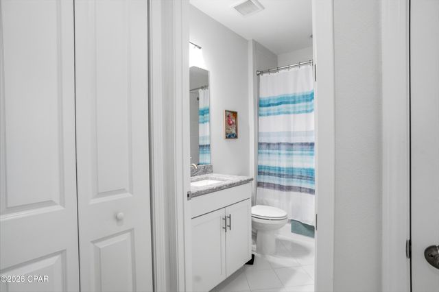 8463 Landshark Boulevard, Panama City Beach, FL 32413