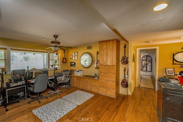 26615 Mountain Park Road, Canyon Country, CA 91387