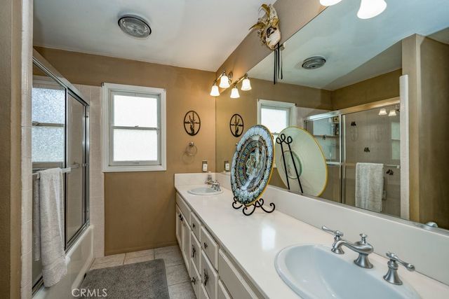 26615 Mountain Park Road, Canyon Country, CA 91387