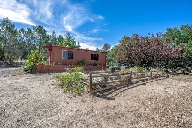 26615 Mountain Park Road, Canyon Country, CA 91387