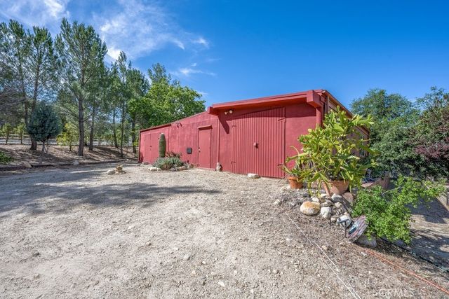 26615 Mountain Park Road, Canyon Country, CA 91387