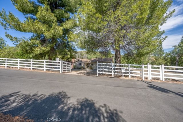 26615 Mountain Park Road, Canyon Country, CA 91387