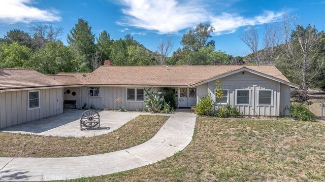 26615 Mountain Park Road, Canyon Country, CA 91387