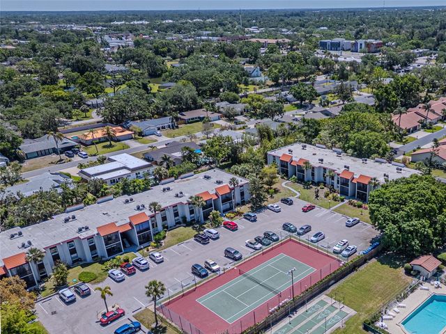 3281 BENEVA ROAD 202, Sarasota, FL 34232