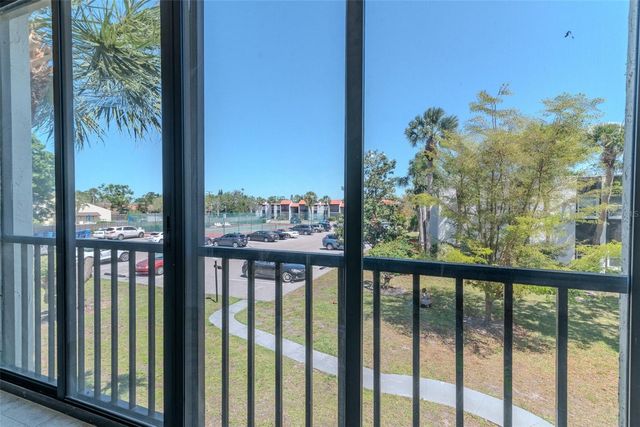 3281 BENEVA ROAD 202, Sarasota, FL 34232