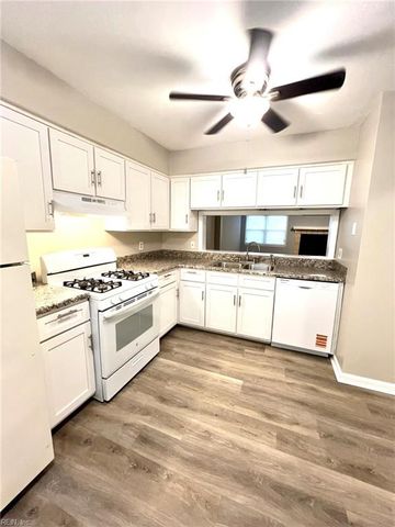 5504 Finespun Last DR, Virginia Beach, VA 23455