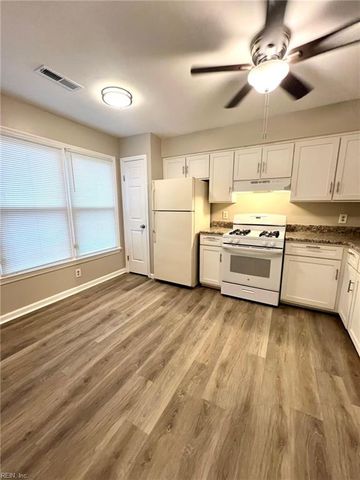 5504 Finespun Last DR, Virginia Beach, VA 23455